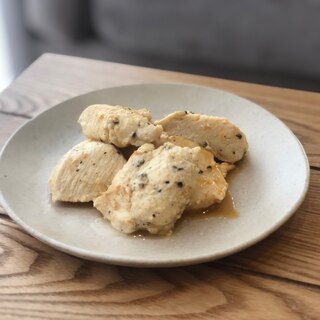 冷凍下味！鶏むね肉の塩レモン焼き